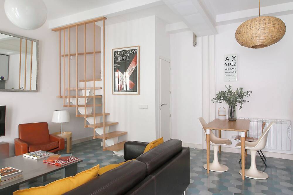 The house, two floors and jungle patio. in Madrid, Área Metropolitana de Madrid