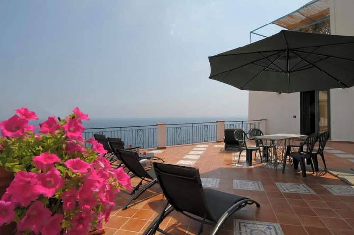 Ferienhaus für 8 Personen, mit Terrasse - 1