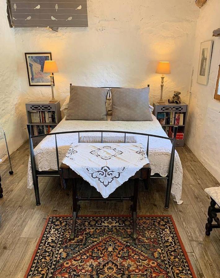 Gîte pour 2 personnes, avec jardin ainsi que piscine et vue, animaux acceptés à Brigueil-le-Chantre - 3