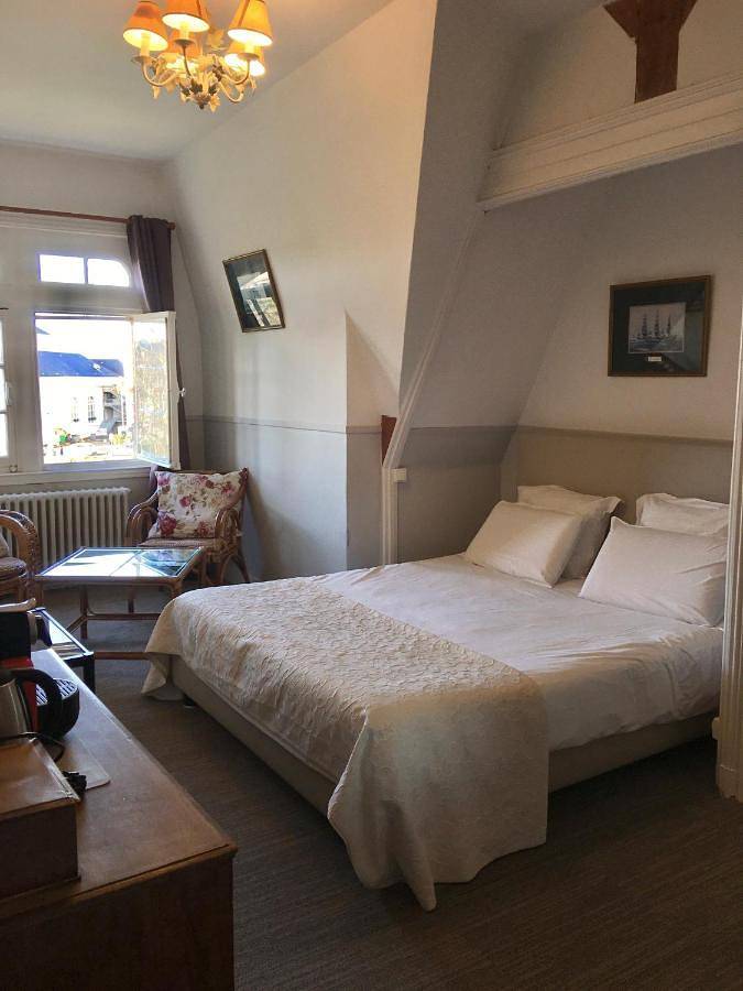 Chambre d’hôte pour 2 personnes, avec vue et terrasse à Cabourg - 2