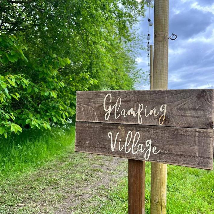 Glamping for 6 people, with pets in Worcestershire