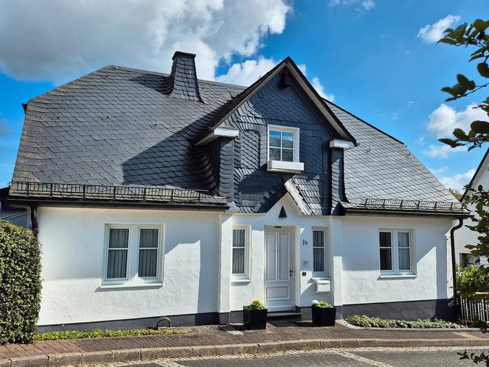 Ferienwohnung für 4 Personen, mit Balkon in Schmallenberg - 2