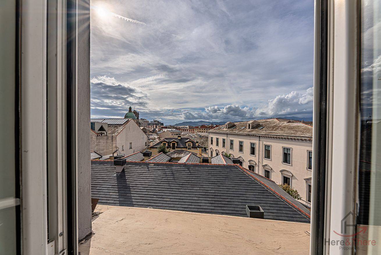 Ganze Wohnung, [Historisches Palais Duplex] Kreuzfahrten 2min • A/C • Wifi in Savona (Stadt), Savona