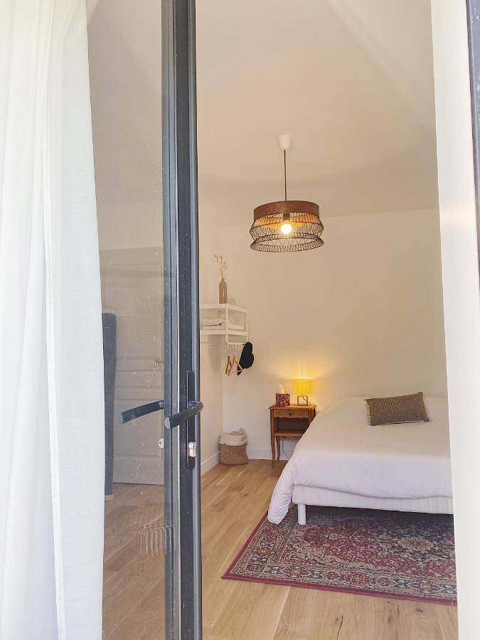 Appartement entier, Studio with Garden View in Valeuil, Périgord Vert