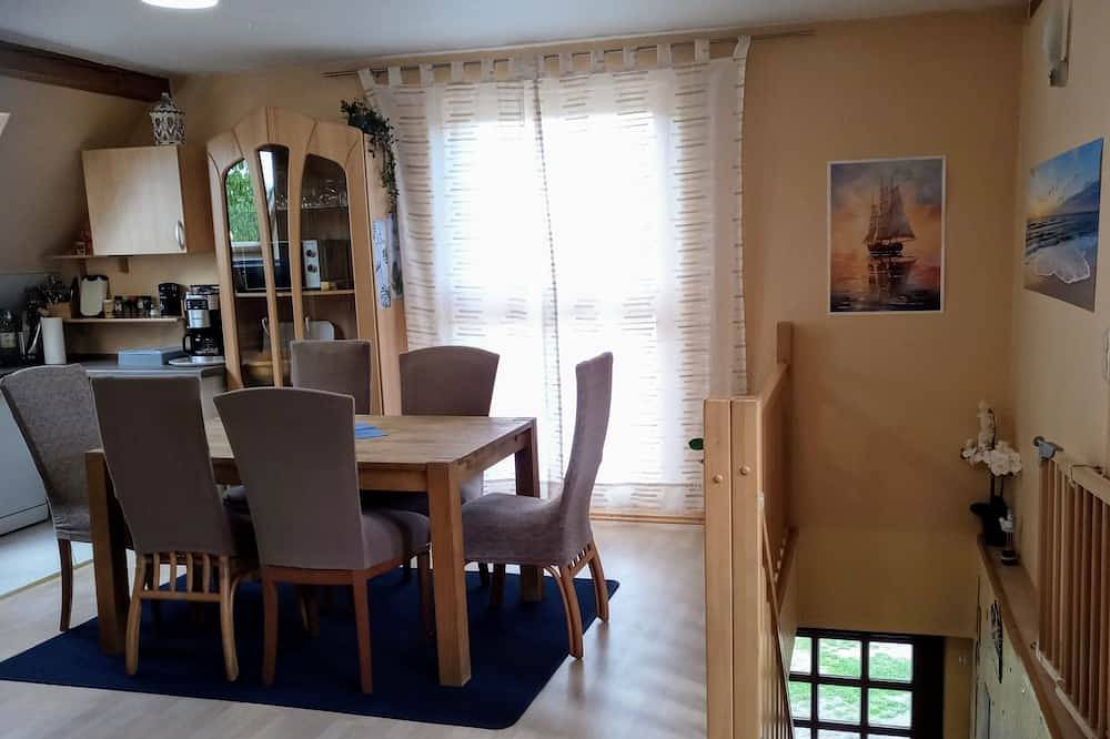 Ganze Wohnung, Fewo Ostferienhof Remlinpool, Sauna, Hot Pot in Schwasdorf, Mecklenburgische Schweiz