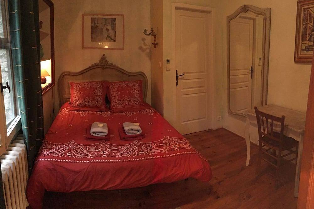 Apartamento entero, Casa / apartamento rural - Mazan in Mazan, Parque natural regional del Mont Ventoux