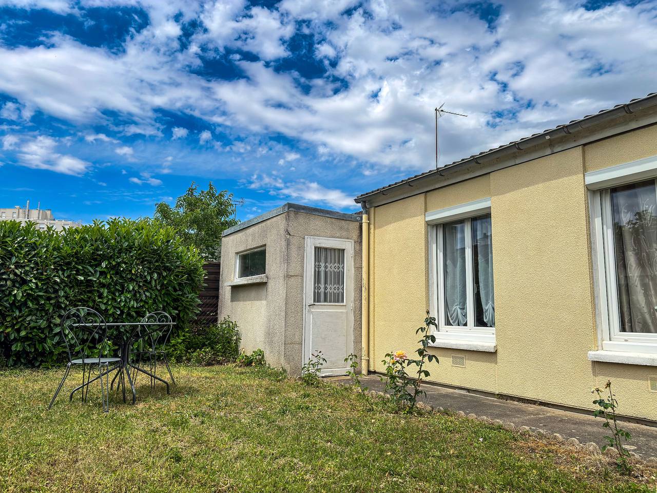 Ruhiges Stadthaus mit Garten in Châteauroux - Nähe Zentrum & Öpnv in Châteauroux, Châteauroux und Umgebung