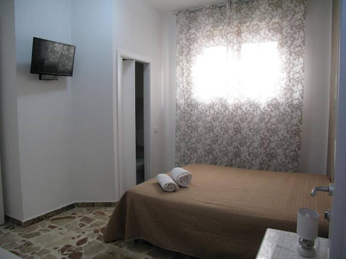 Room 'La Casa Dei Nonni - Beige' with Shared Garden, Wi-Fi and Air Conditioning in Custonaci, Trapani Province
