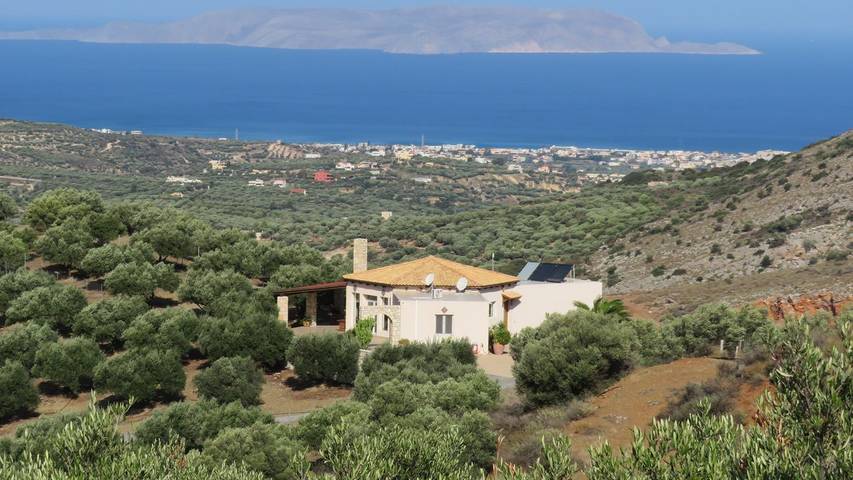 Bungalow für 4 Personen, mit Garten und Terrasse auf Kreta
