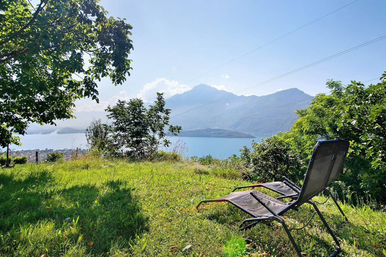 Ganze Wohnung, Ferienwohnung 'Villa Adele' mit Seeblick, privatem Pool und Wlan in Segna, Gravedona ed Uniti