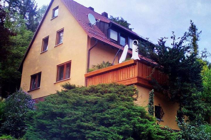 Appartement entier, Liebevoll Eingerichtete Ferienwohnung mit Outdoorwhirlpool und Swimmingpool in Burgthann, Frankenalb