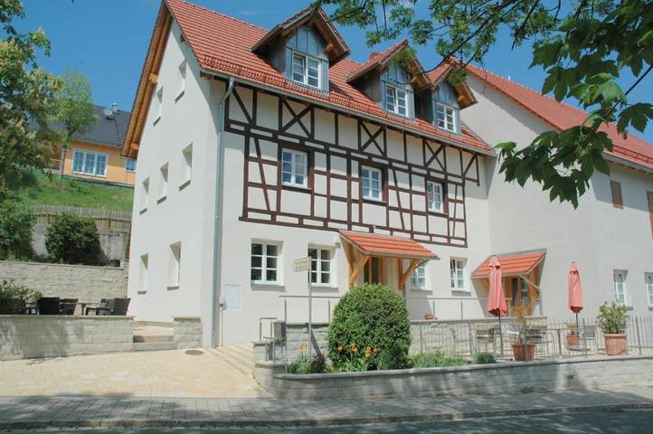 Ferienwohnung für 2 Personen, mit Terrasse und Garten sowie Sauna und Ausblick in Heiligenstadt
