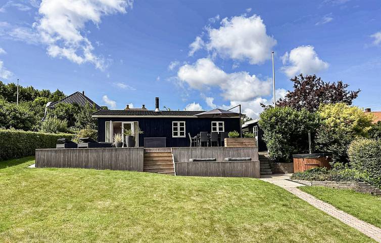 Ferienhaus für 8 Personen, mit Terrasse und Garten in Kelstrup Strand - 2