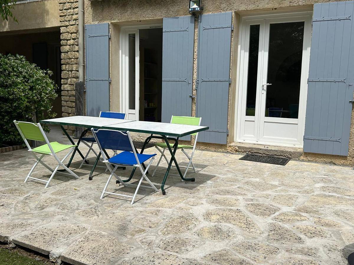 Appartement entier, Two-Bedroom Apartment in Vacqueyras, Vaucluse