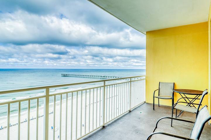 Vacation apartment for 6 people, with pool and balcony the Florida Panhandle