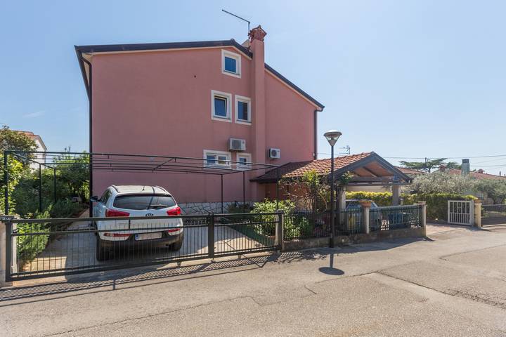 Ferienwohnung für 3 Personen, mit Balkon/Terrasse in Umag - 3