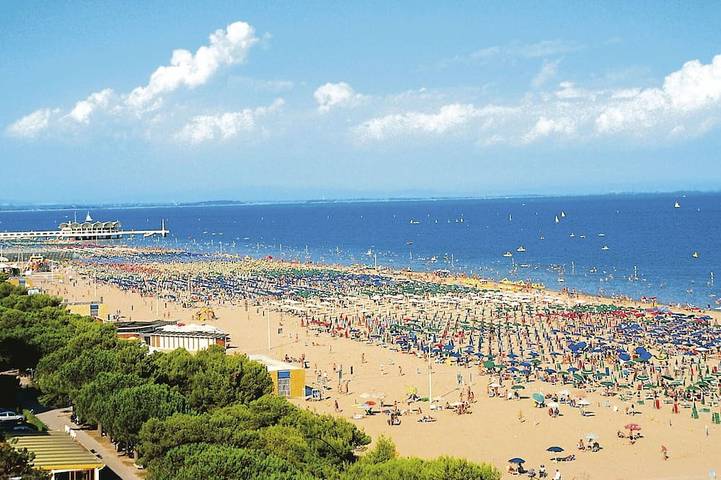 Ferienhaus für 10 Personen, mit Pool und Garten in Lignano Sabbiadoro