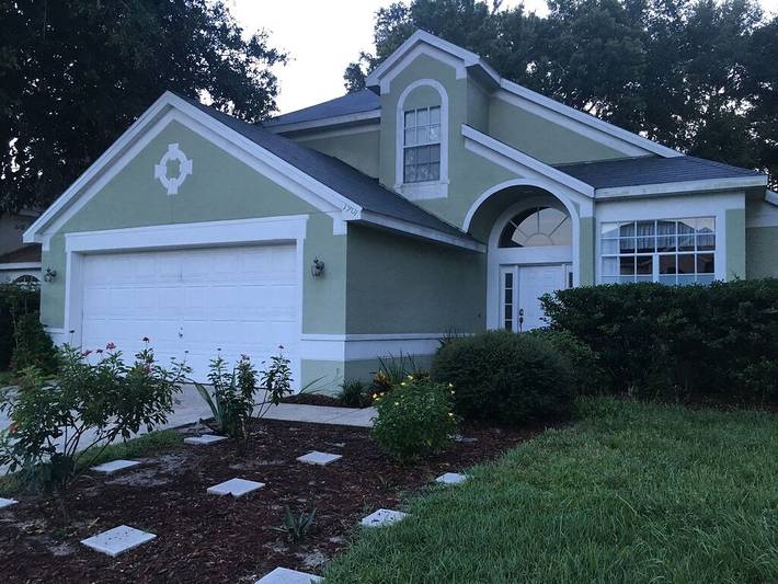Vacation rental for 8 people, with yard and pool in Seminole County