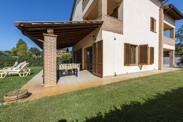 Villa für 12 Personen, mit Pool und Garten in der Toskana - 3