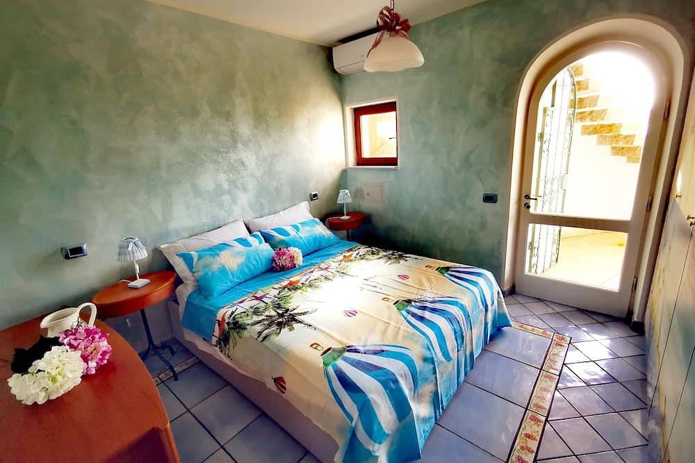 Villa Nereide - Luxury Villa by the Sea with Private Pool in Baia Santa Reparata, Santa Teresa Gallura