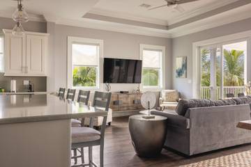 Vacation Home for 10 Guests in Stock Island, Lower Keys, Picture 4