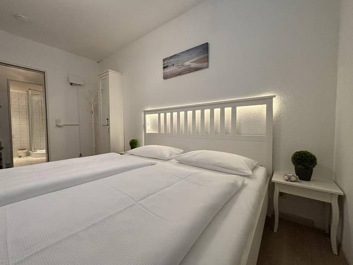 Ferienwohnung für 3 Personen, mit Sauna und Balkon in Cuxhaven Strand - 4