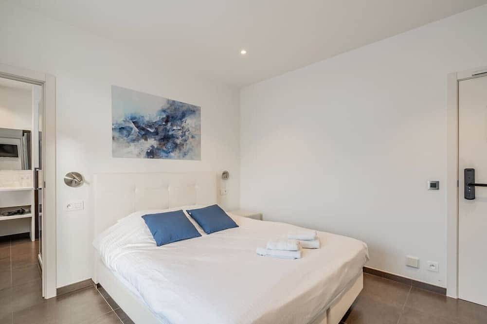 Appartamento intero, Elegant room with private bathroom near city center in Bruges, Provincia delle Fiandre Occidentali