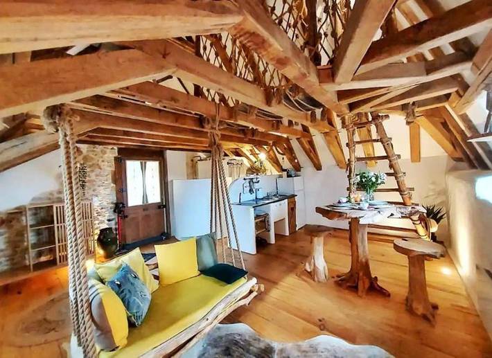 Location de vacances pour 2 personnes, avec Jacuzzi et Terrasse ainsi que Piscine et Vue à La Roque-Gageac