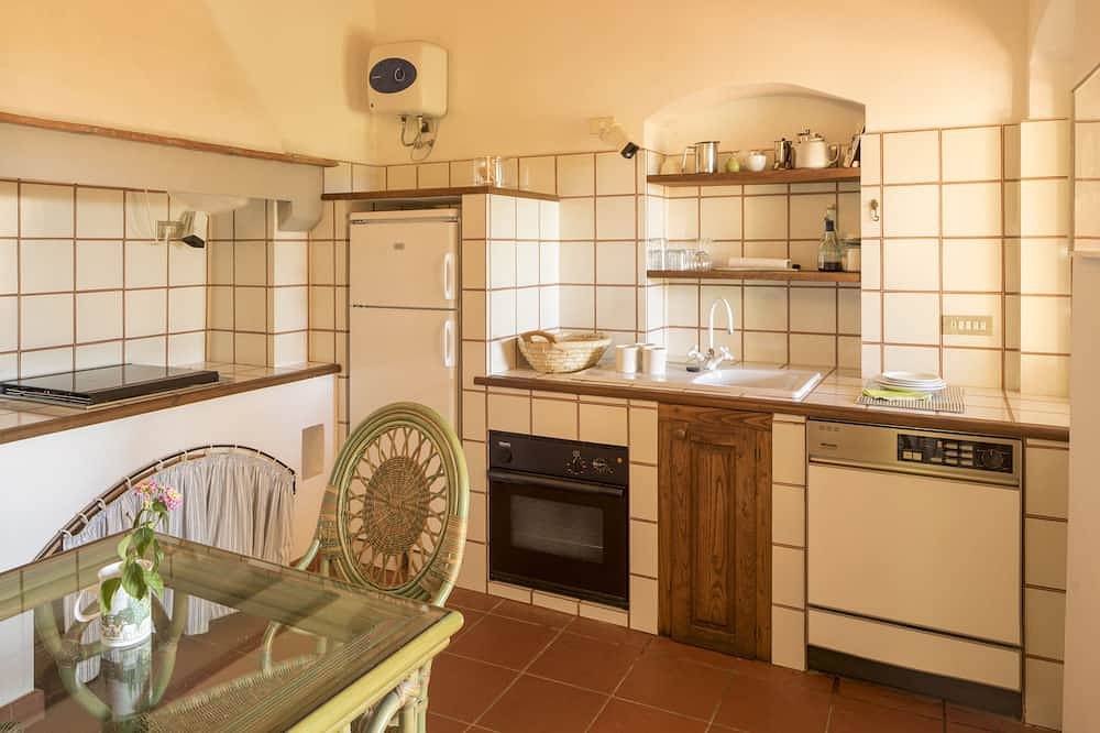 Antico casale all’Elba isolato e immerso nel verde in Bagnaia, Rio nell'Elba