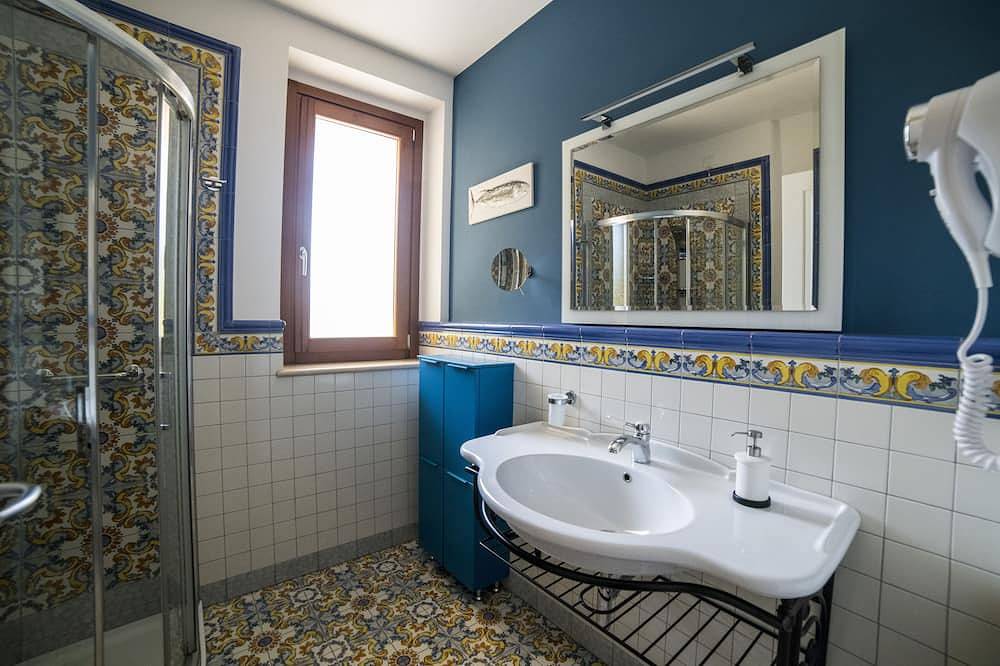 Ganze Wohnung, Medusa Suite - Finely furnished apartment with Pool, Gymnasium, Wi-Fi in Cupra Marittima, Riviera delle Palme
