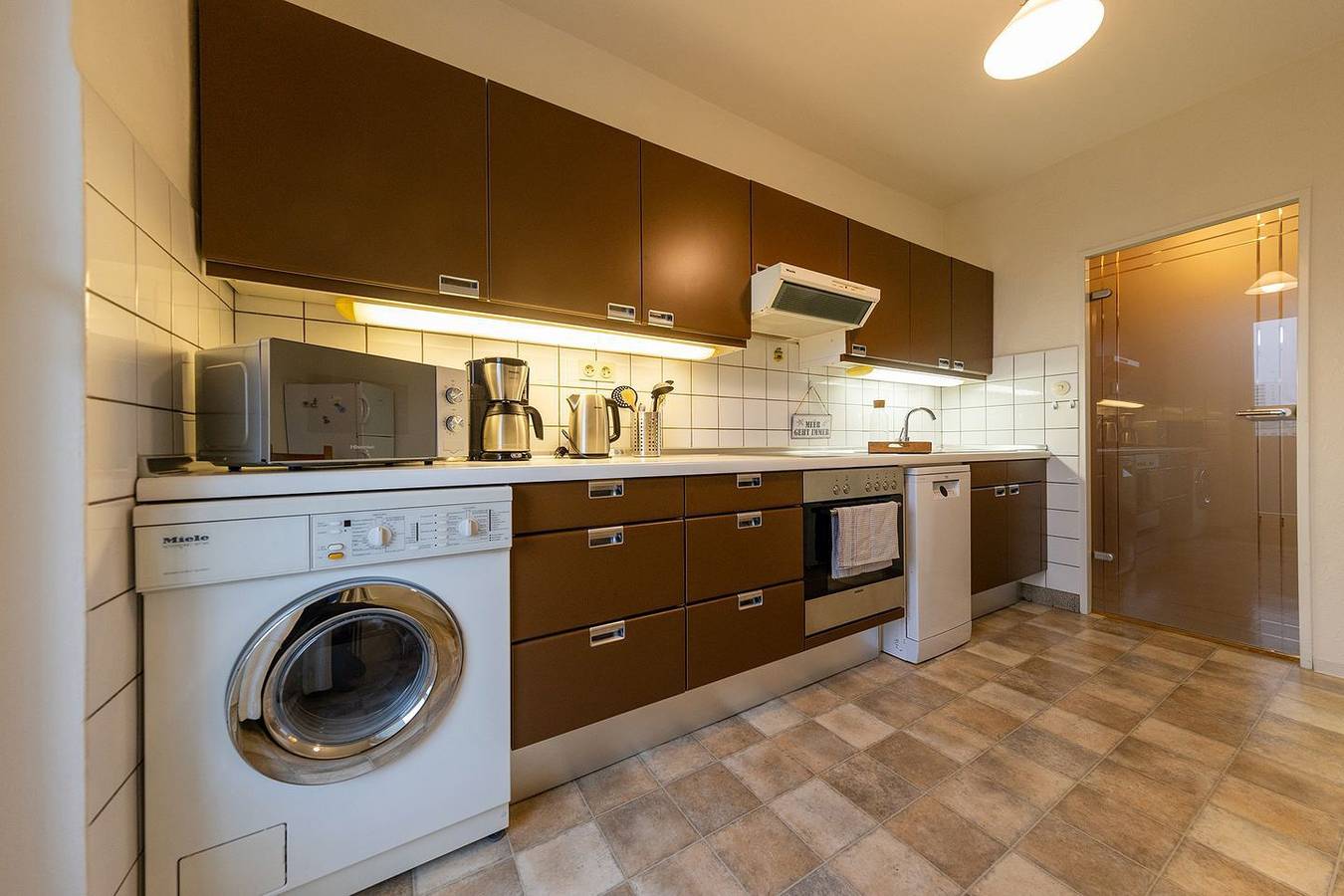 Ganze Wohnung, Ferienwohnung Werfthaven mit Balkon und in Premiumlage. in Geestemünde, Bremerhaven