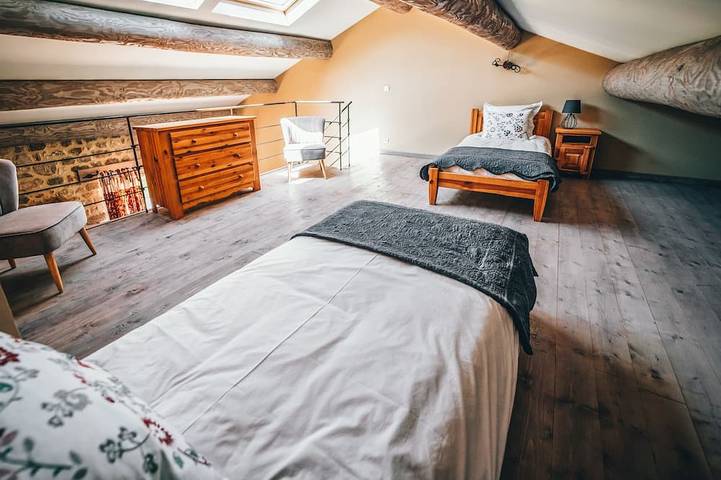 Gîte pour 10 personnes, avec terrasse et jardin à Labatie-d'Andaure - 2
