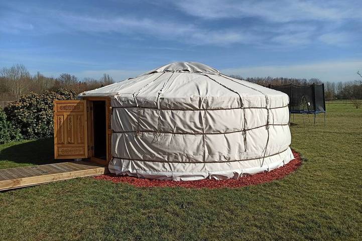 Gîte pour 6 personnes, avec jardin dans Bourlon