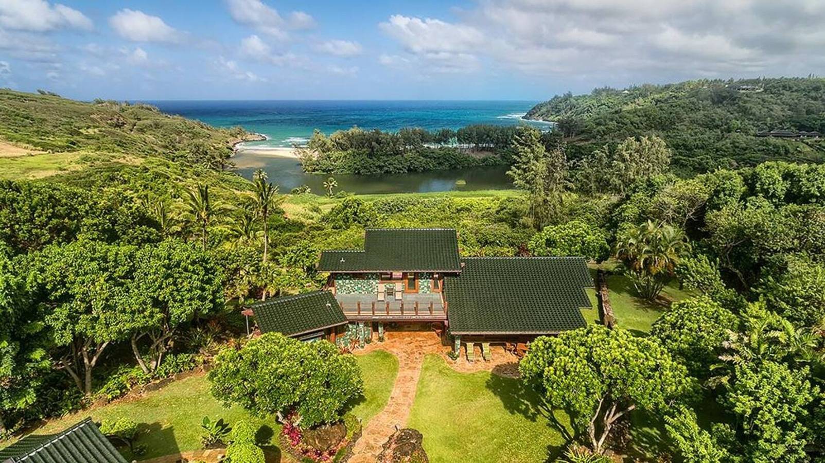 Sea Song in Kilauea with 4 bedrooms and 4 bathrooms in Kalihiwai, Kauai