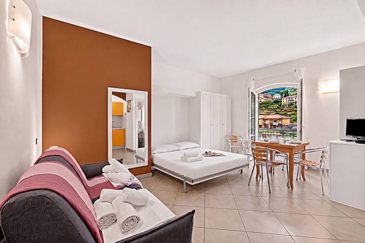 Appartamento intero, Seaview Pool Retreat  - M20 in Andora, Riviera di Ponente