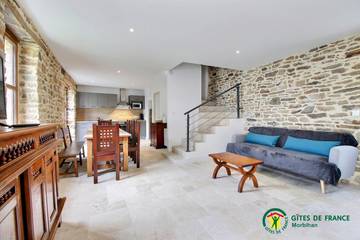 Gîte pour 6 personnes, avec jardin à Pluvigner