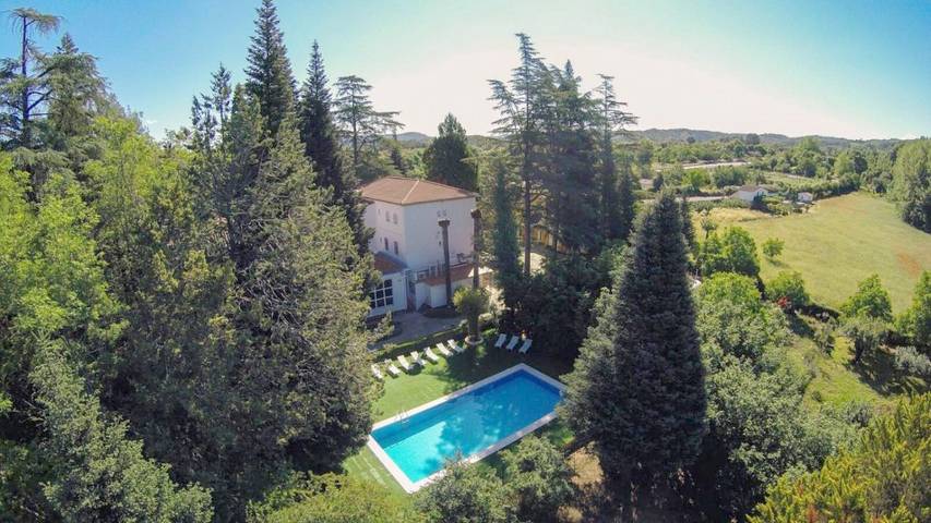 Apartamento para 2 personas, con Terraza y Jardín además de Piscina y Vistas en Fuenteheridos