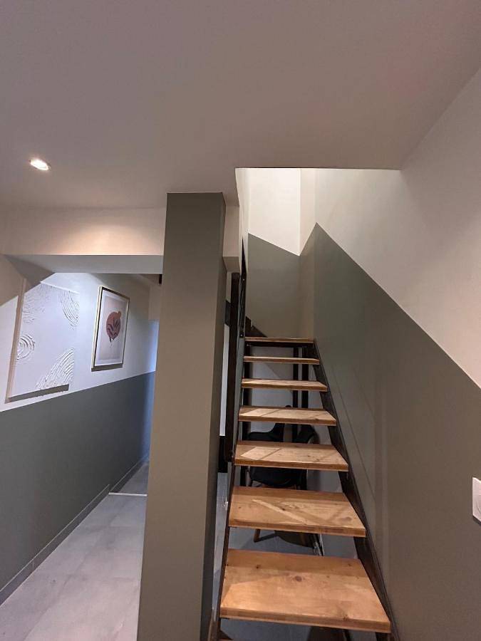 Spacious house - garden, Netflix & shops in Béguey, Région de Langon