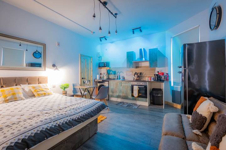 Estudio entero, “Stylish Stays in Leeds, Hosted with Care in Leeds, Yorkshire del Oeste