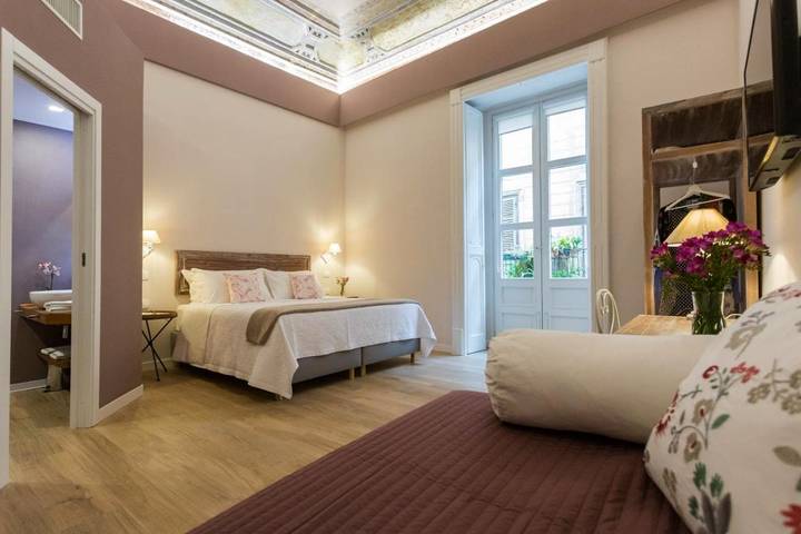 BnB für 3 Personen, mit Balkon und Whirlpool sowie Sauna in Palermo