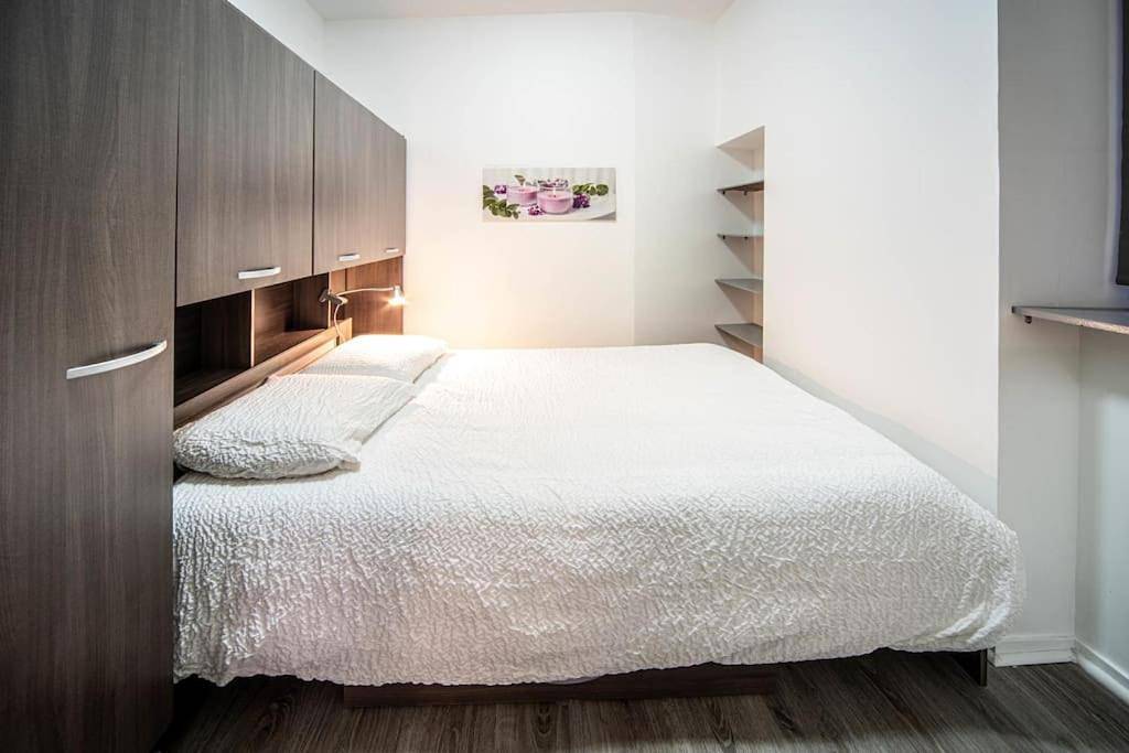 Appartement entier, One-Bedroom Apartment in Chalon-sur-Saône, Région de Chalon-sur-Saône