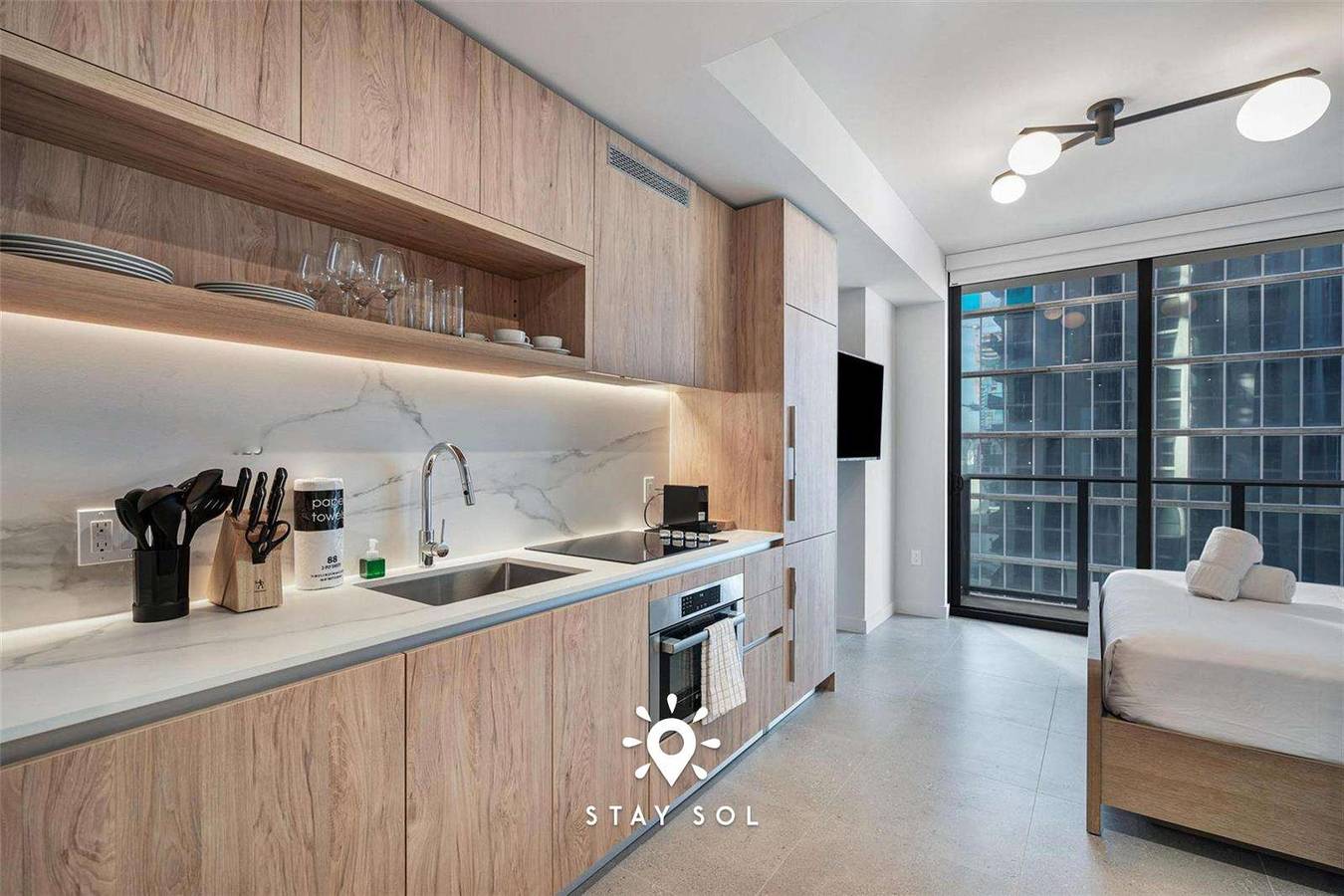 Helt studio, Stylish Miami Studio Perfect for City Living in Miami, Florida