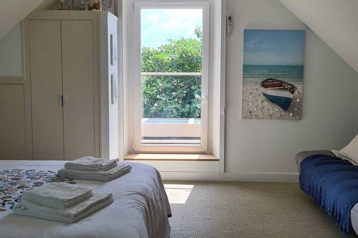 Location de vacances pour 10 personnes, avec terrasse ainsi que jacuzzi et jardin à Daumeray - 3