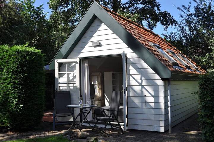 Lodge voor 2 personen, met terras in Schoorl