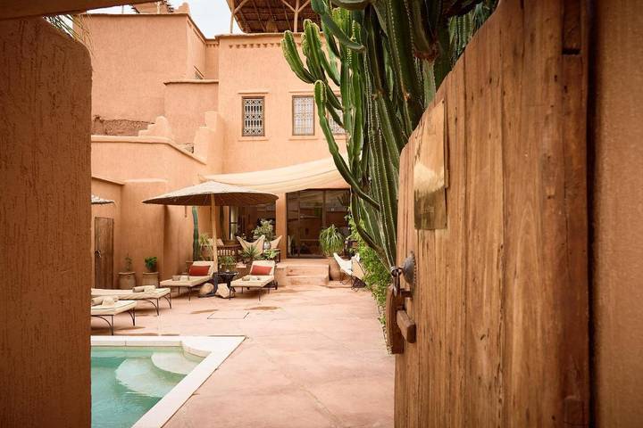 Maison d’hôte pour 2 personnes, avec terrasse et piscine dans Aït-ben-Haddou