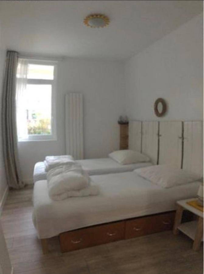 Three-Bedroom House in Ouistreham, Région de Caen