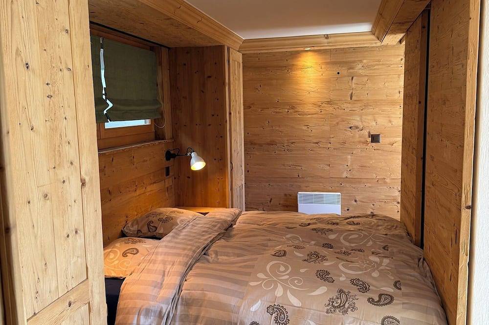 Wunderschöne 48 m2 grosse Wohnung von hohem Standard für 2 Personen. Geräumige 1.5-Zimmerwohnung im in Chandolin, Anniviers