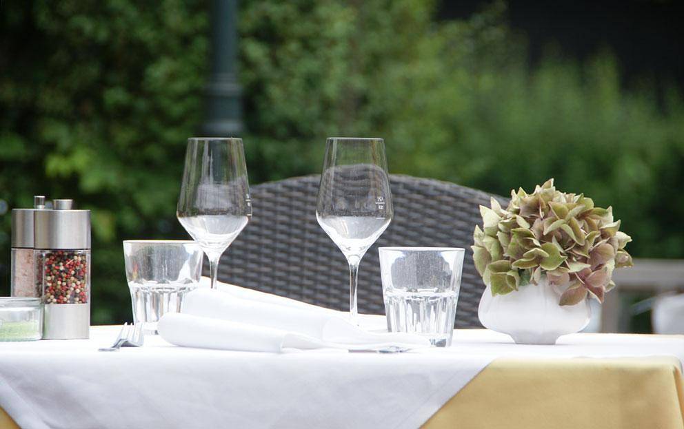 Hotel Post / Hönig - Wirt - Appartment mit Balkon in Kirchschlag in der Buckligen Welt, Thermenregion