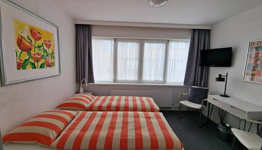 B&b, met Terras in Katwijk