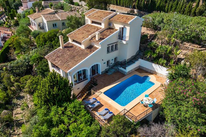 Casa rural para 4 personas, con Vistas al mar además de Jardín y Piscina en Pedreguer
